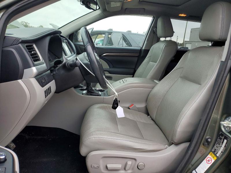 Снимка 7 от търг – 2014 TOYOTA HIGHLANDER с VIN 5TDDKRFH7ES040058