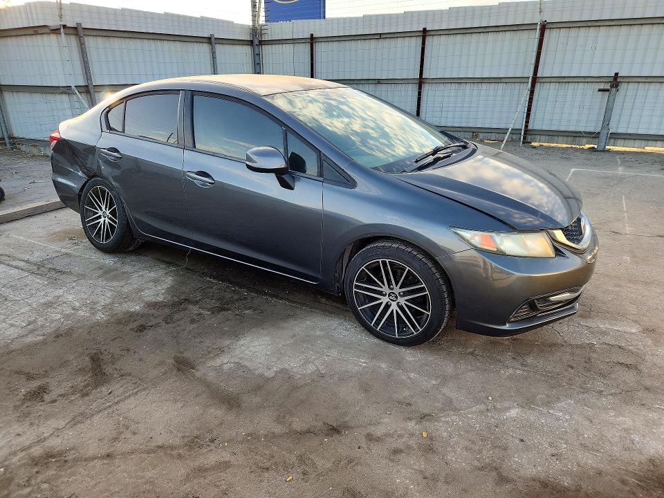 Foto 4 de la subasta – 2013 HONDA CIVIC con VIN 2HGFB2F51DH524134