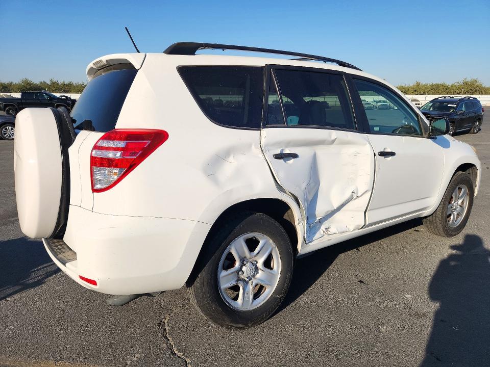 Photo 3 from auction – 2010 TOYOTA RAV4 with VIN JTMZF4DV2A5026946