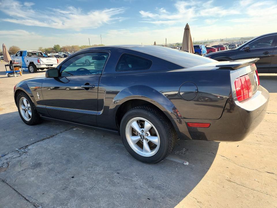 Photo 2 from auction – 2007 FORD MUSTANG with VIN 1ZVFT80N875207600