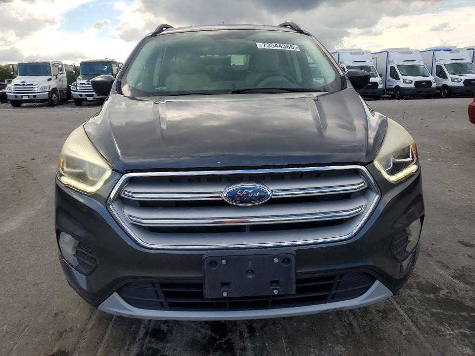 Снимка 5 от търг – 2018 FORD ESCAPE с VIN 1FMCU0HD6JUB58891