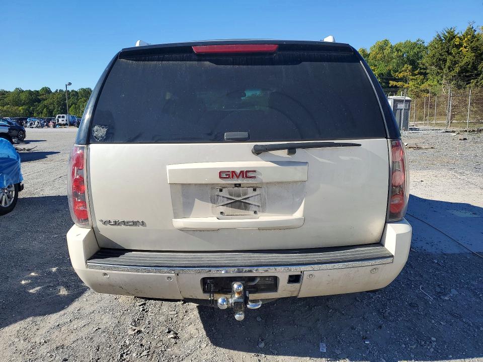 Zdjęcie 6 z aukcji – 2013 GMC YUKON z VIN 1GKS2GEJ9DR133617