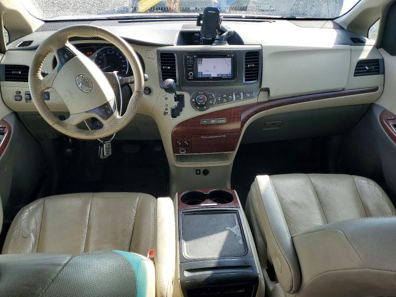 Photo 8 from auction – 2014 TOYOTA SIENNA with VIN 5TDYK3DC1ES433043