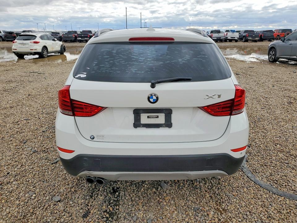 صورة رقم 6 من المزاد - 2014 BMW X1 مع VIN WBAVM1C57EVW47316