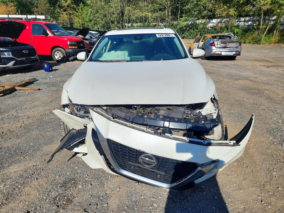 Photo 5 from auction – 2022 NISSAN ALTIMA with VIN 1N4BL4EW5NN317986