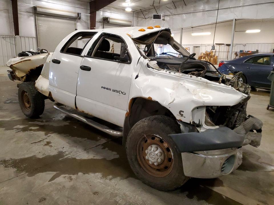 Снимка 4 от търг – 2003 DODGE RAM 3500 с VIN 3D7LU38683G713861