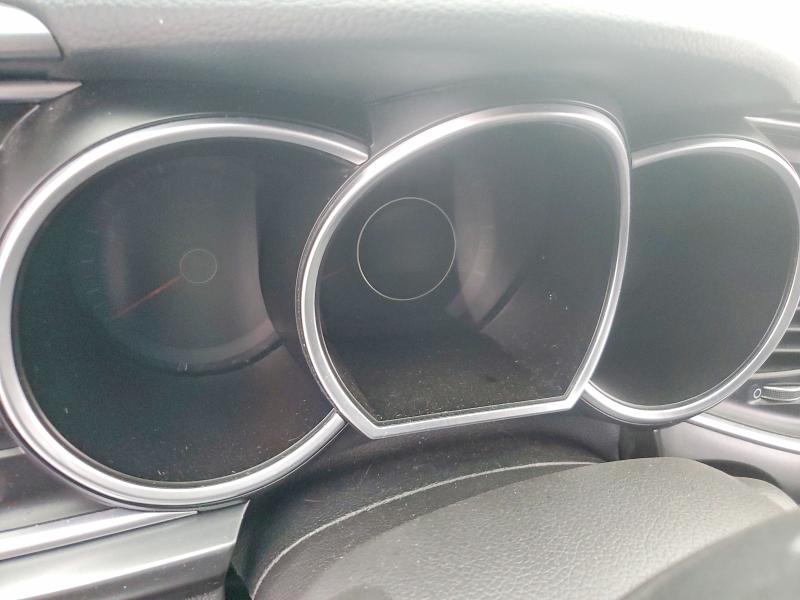 Foto 9 de la subasta – 2015 KIA OPTIMA con VIN KNAGM4A75F5605890