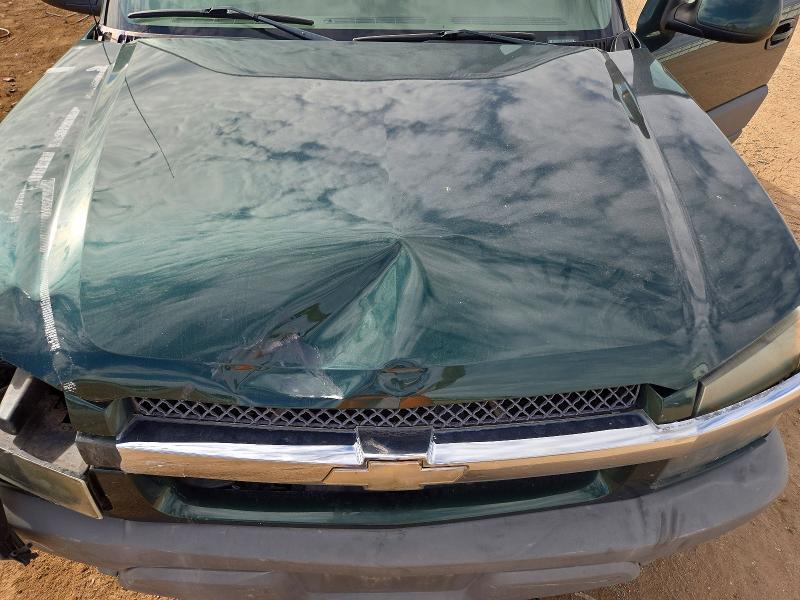 Photo 11 from auction – 2002 CHEVROLET AVALANCHE with VIN 3GNEK13TX2G312120