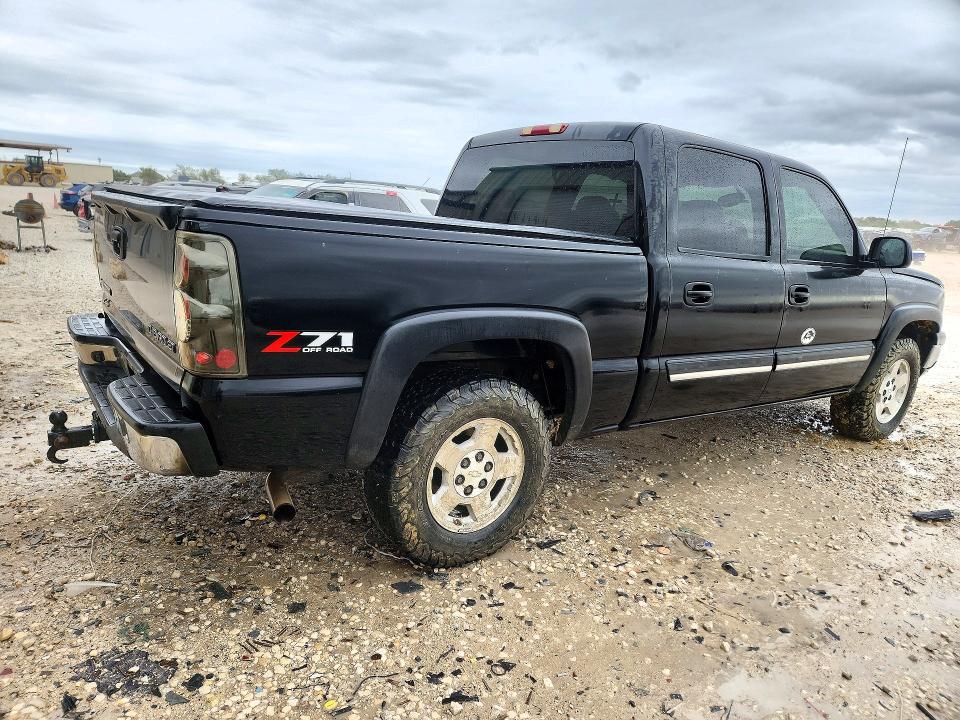 Снимка 3 от търг – 2004 CHEVROLET SILVERADO с VIN 2GCEK13T541282612