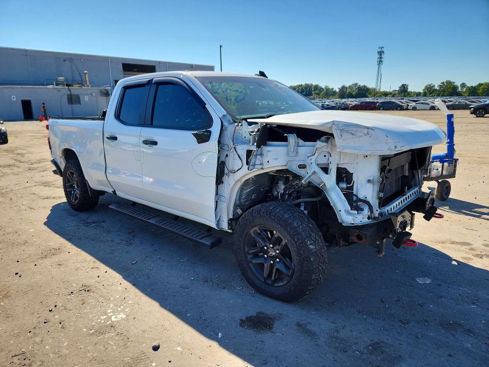 Photo 4 from auction – 2019 CHEVROLET SILVERADO with VIN 1GCRYCEF1KZ377157