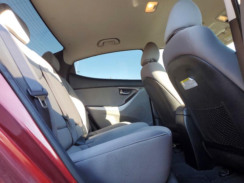 Снимка 10 от търг – 2013 HYUNDAI ELANTRA с VIN 5NPDH4AE7DH305046
