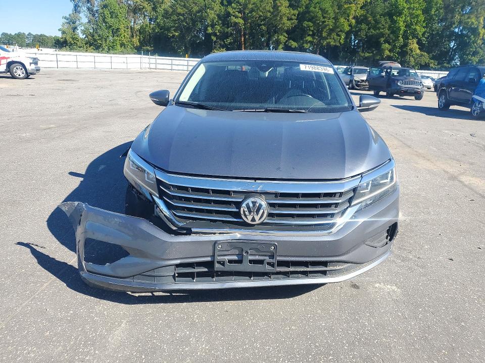 Снимка 5 от търг – 2020 VOLKSWAGEN PASSAT с VIN 1VWSA7A3XLC015676