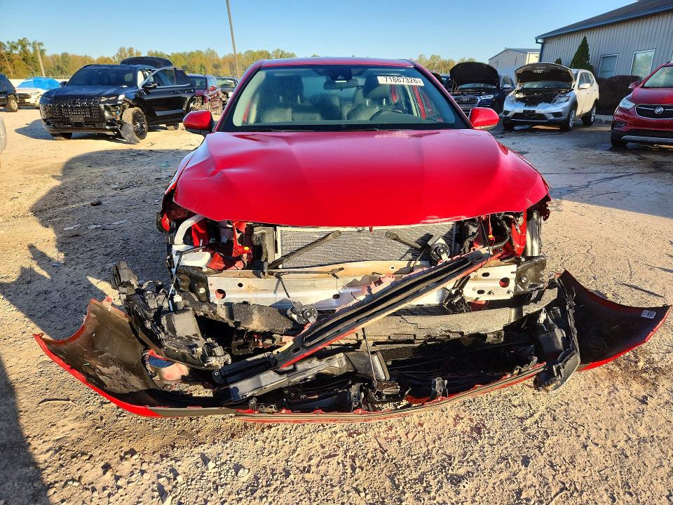 Снимка 5 от търг – 2019 TOYOTA CAMRY с VIN 4T1B11HK5KU289546