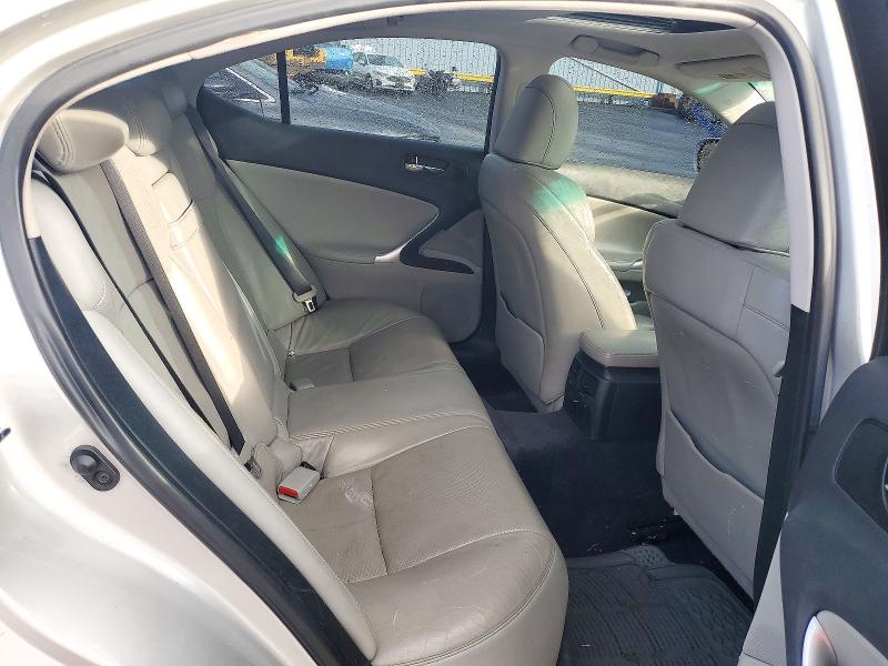 Снимка 10 от търг – 2007 LEXUS IS с VIN JTHBE262372012705