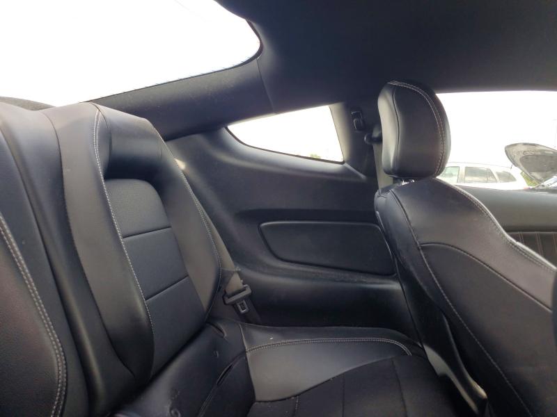 Снимка 10 от търг – 2021 FORD MUSTANG с VIN 1FA6P8TH8M5104546