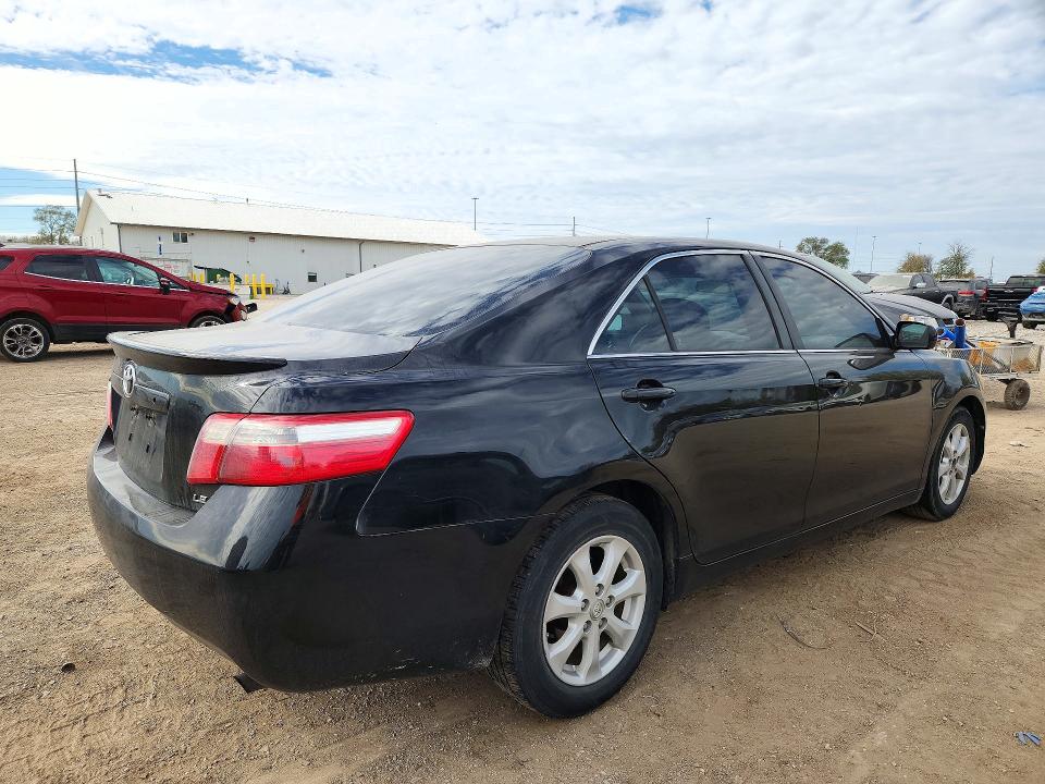 Photo 3 from auction – 2007 TOYOTA CAMRY with VIN 4T1BE46K87U604713