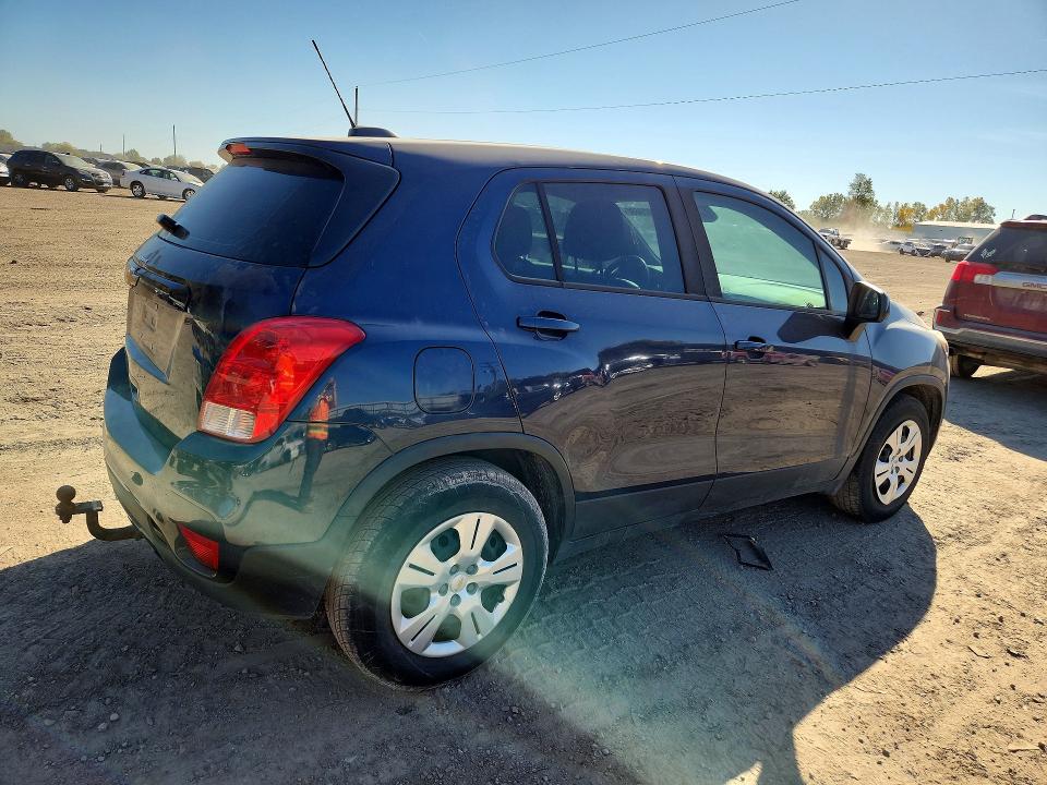 Снимка 3 от търг – 2018 CHEVROLET TRAX с VIN 3GNCJKSB4JL254357