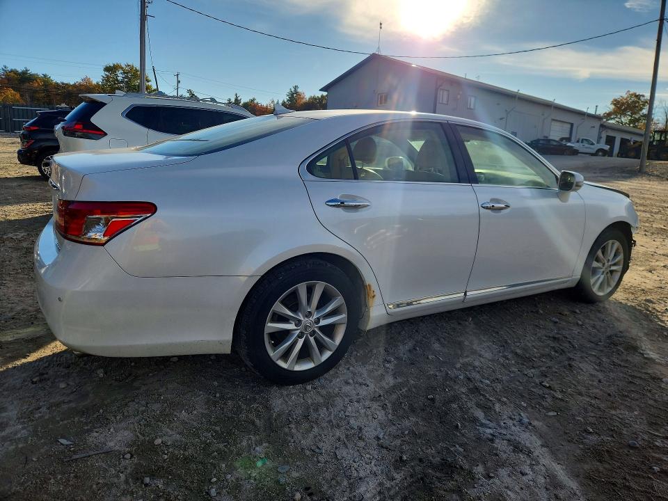 Foto 3 de la subasta – 2012 LEXUS ES con VIN JTHBK1EG1C2499977