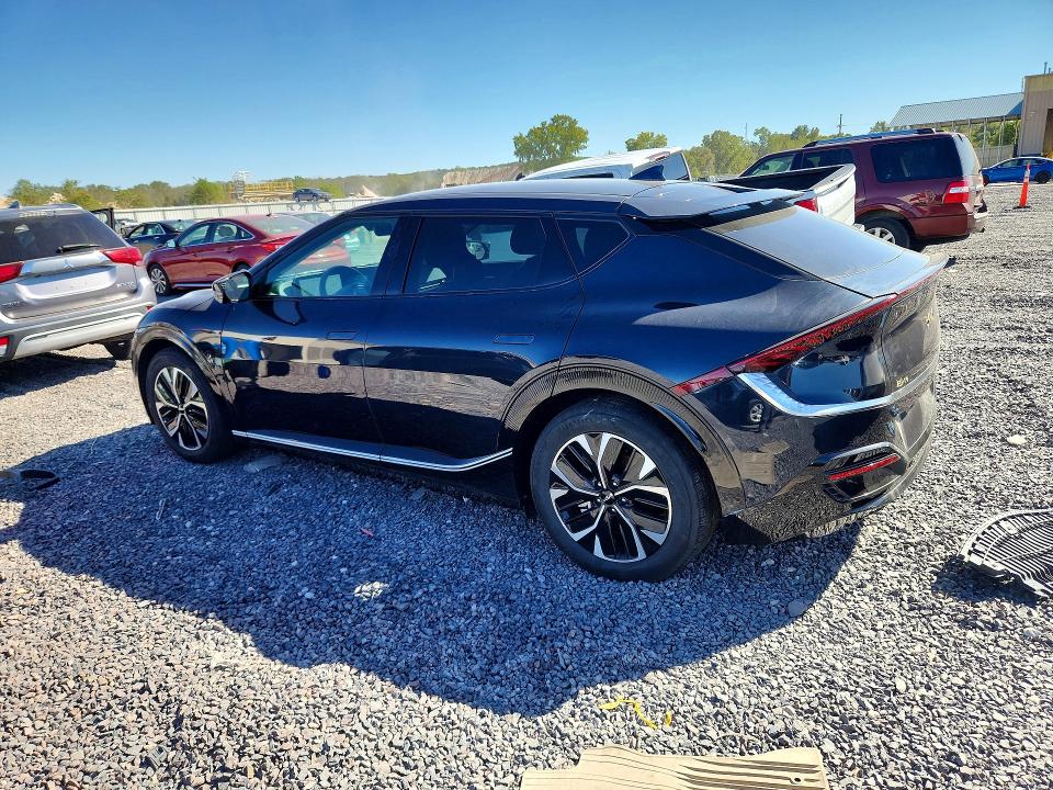 صورة رقم 2 من المزاد - 2023 KIA EV6 مع VIN KNDC34LA0P5610865