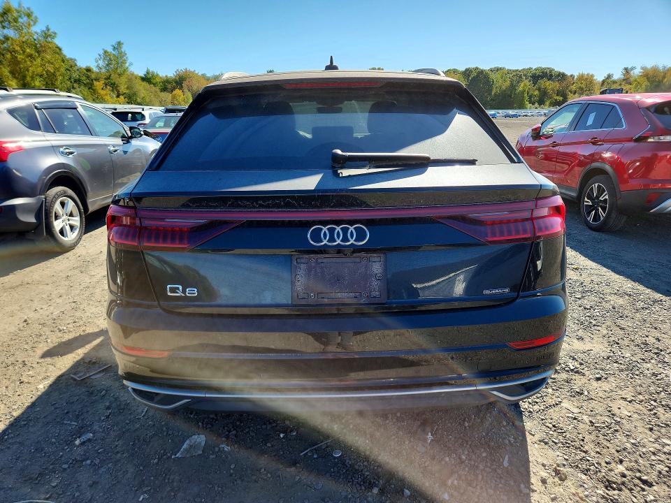 Снимка 6 от търг – 2019 AUDI Q8 с VIN WA1BVAF16KD016399