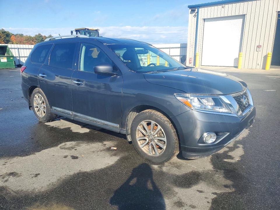 Photo 4 from auction – 2014 NISSAN PATHFINDER with VIN 5N1AR2MM3EC710451