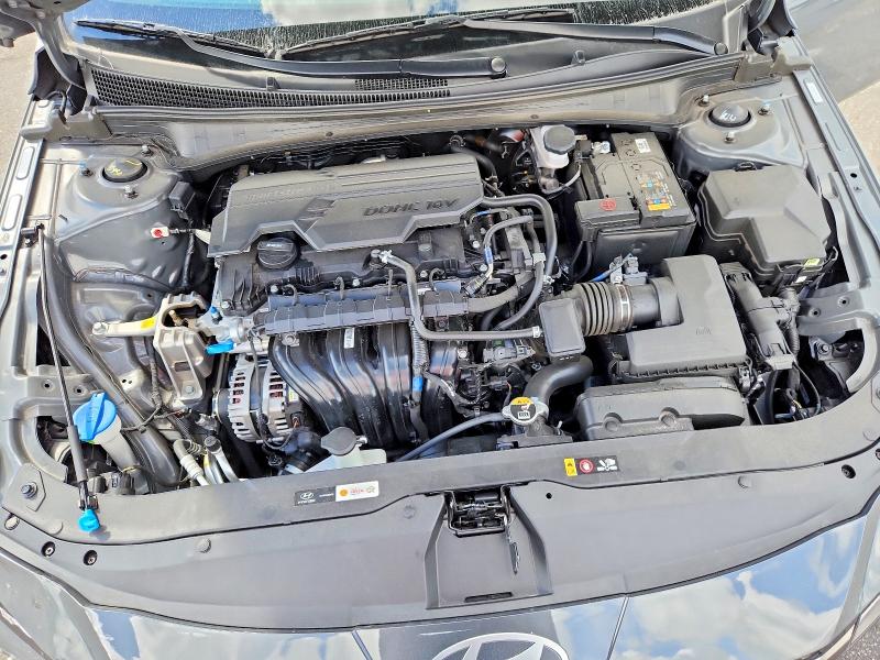 Снимка 11 от търг – 2025 HYUNDAI ELANTRA с VIN KMHLP4DG2SU085129