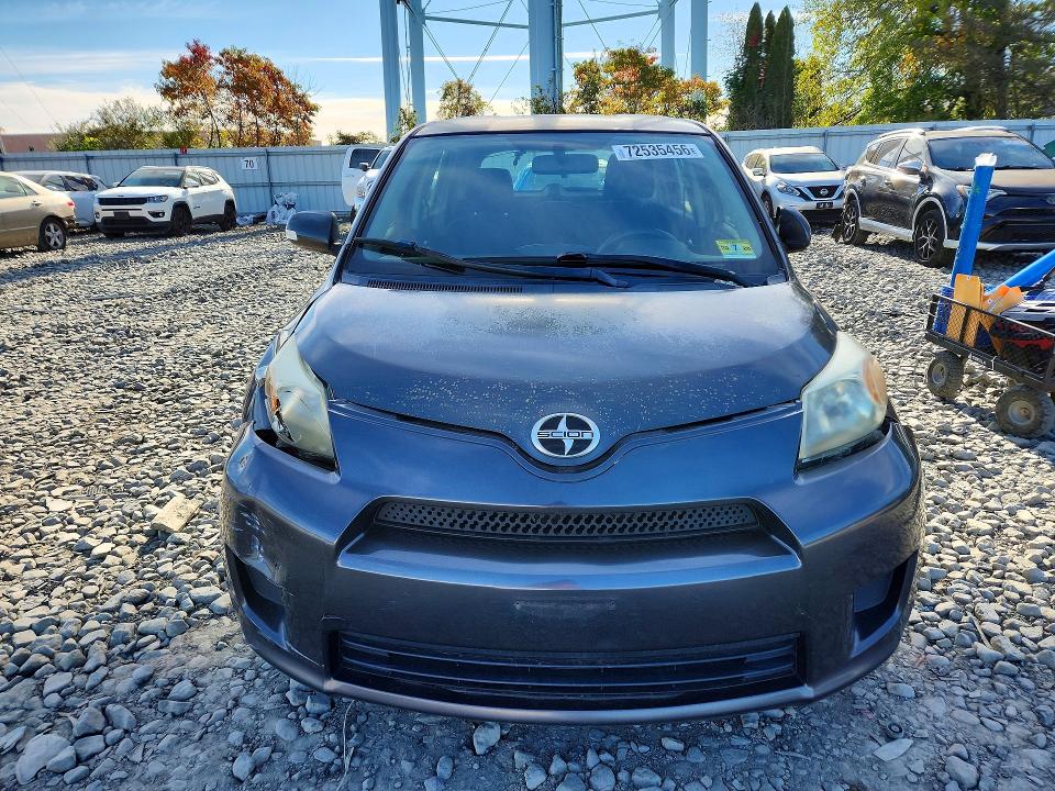 Снимка 5 от търг – 2009 SCION XD с VIN JTKKU10459J043898