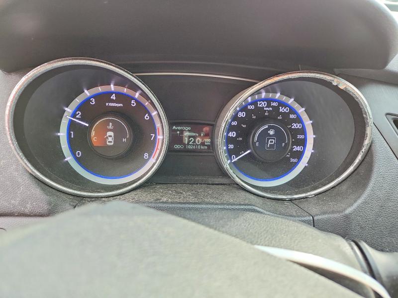 Снимка 9 от търг – 2011 HYUNDAI SONATA с VIN 5NPEB4AC4BH003182