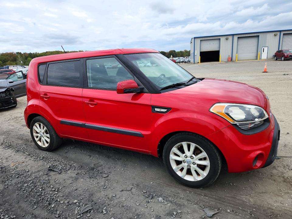 Снимка 4 от търг – 2013 KIA SOUL с VIN KNDJT2A50D7632690