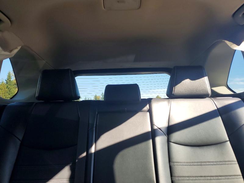 Фото 10 с аукциона – 2023 TOYOTA RAV4 с VIN JTMB6RFV9PD092758
