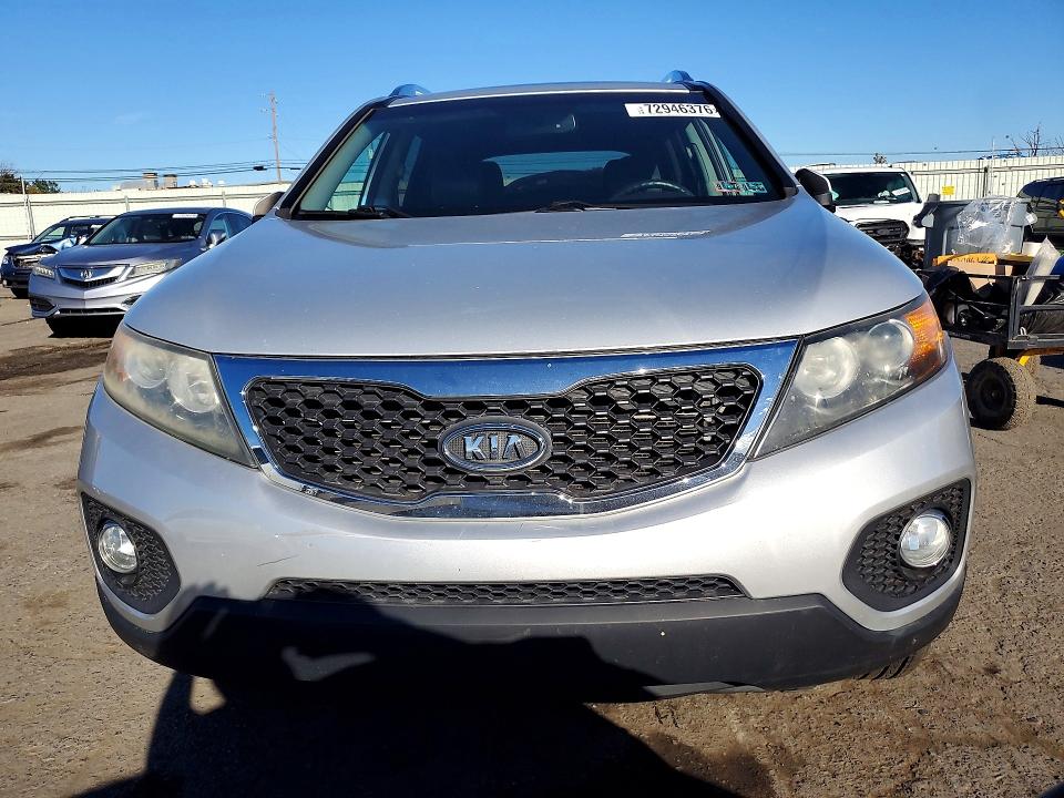 صورة رقم 5 من المزاد - 2011 KIA SORENTO مع VIN 5XYKUDA29BG132868