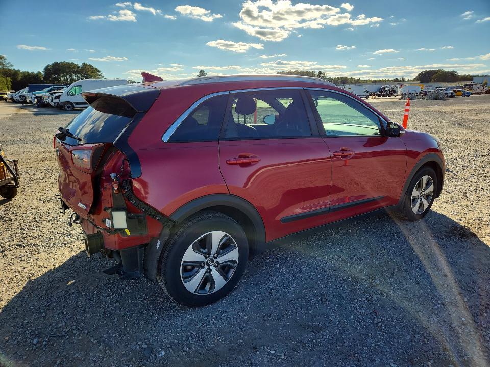 Foto 3 de la subasta – 2018 KIA NIRO con VIN KNDCC3LCXJ5113521