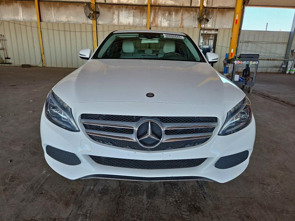 Снимка 5 от търг – 2017 MERCEDES-BENZ C с VIN 55SWF4KB5HU187567
