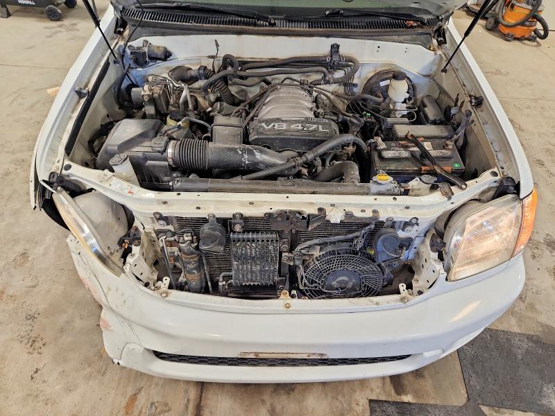 Photo 12 from auction – 2004 TOYOTA SEQUOIA with VIN 5TDBT48A14S229312