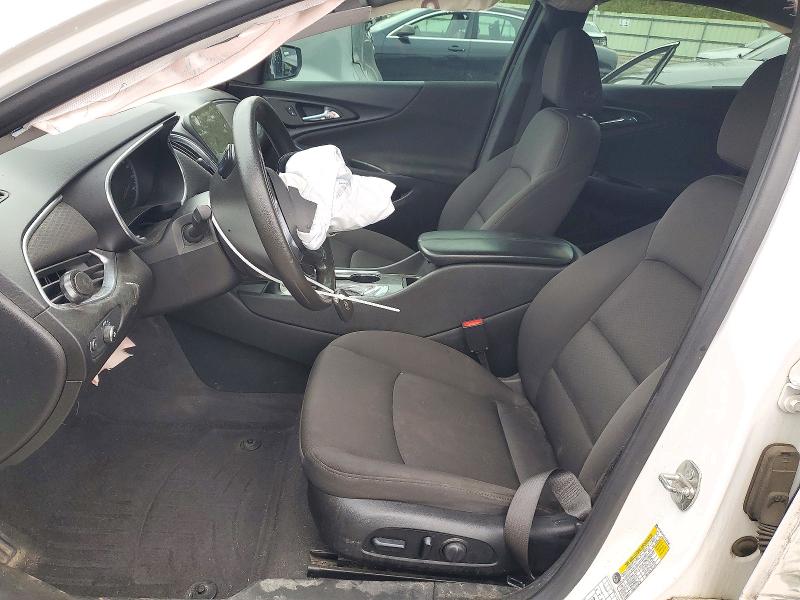 Photo 7 from auction – 2020 CHEVROLET MALIBU with VIN 1G1ZD5ST6LF030890