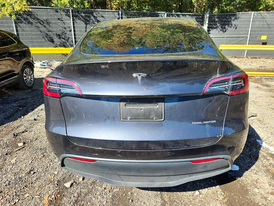 Снимка 6 от търг – 2025 TESLA MODEL Y с VIN 7SAYGDEE4SA360144