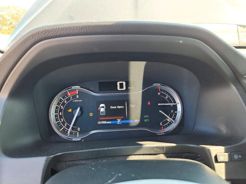 Снимка 9 от търг – 2017 HONDA RIDGELINE с VIN 5FPYK3F71HB017803