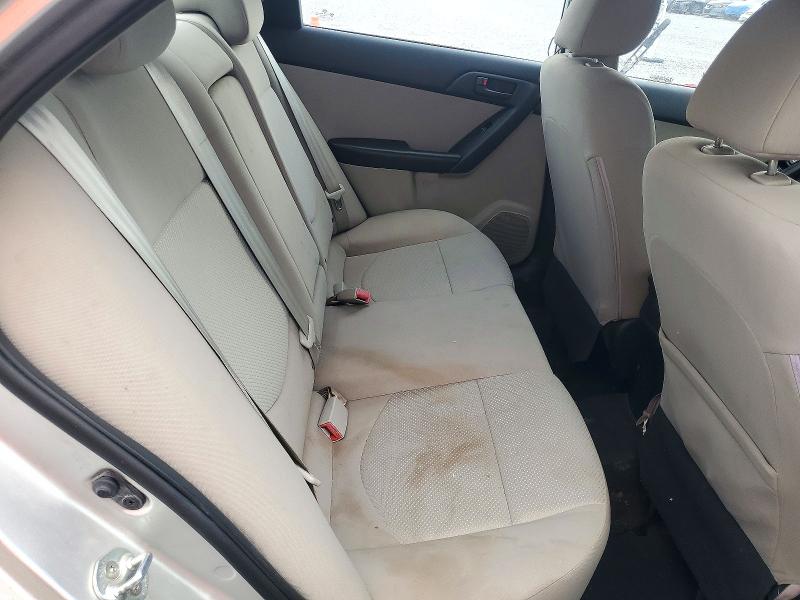 Фото 10 с аукциона – 2010 KIA FORTE с VIN KNAFU4A22A5116677