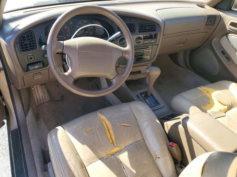 Снимка 8 от търг – 1994 TOYOTA CAMRY с VIN 4T1GK12C8RU025560