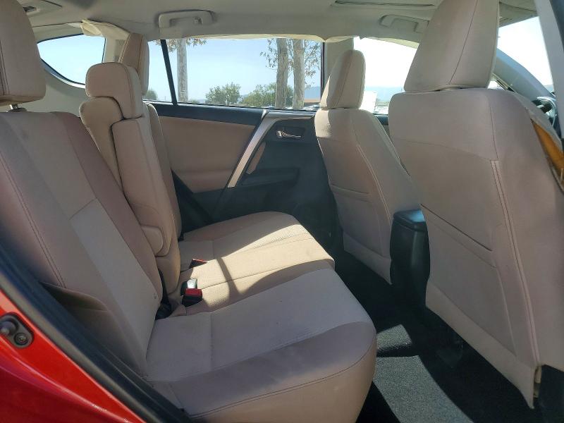 Снимка 11 от търг – 2015 TOYOTA RAV4 с VIN JTMWFREV0FD076739