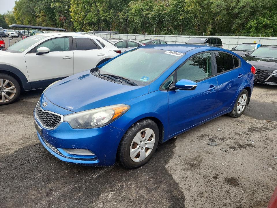 KIA FORTE 2015 z numerem VIN KNAFX4A64F5314064 - Zdjęcie z aukcji