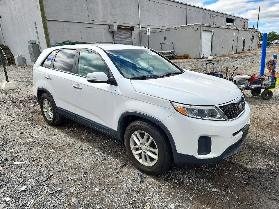 Zdjęcie 4 z aukcji – 2015 KIA SORENTO z VIN 5XYKT3A62FG646602