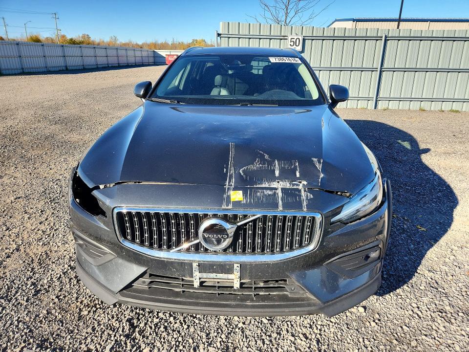 Снимка 5 от търг – 2019 VOLVO V60 CROSS COUNTRY с VIN YV4102WKXK1002535