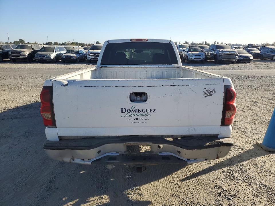 Photo 6 from auction – 2006 CHEVROLET SILVERADO with VIN 1GCEC19VX6E167480