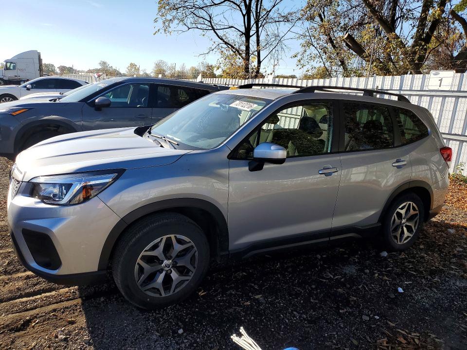 Снимка 1 от търг – 2020 SUBARU FORESTER с VIN JF2SKEJC4LH553010