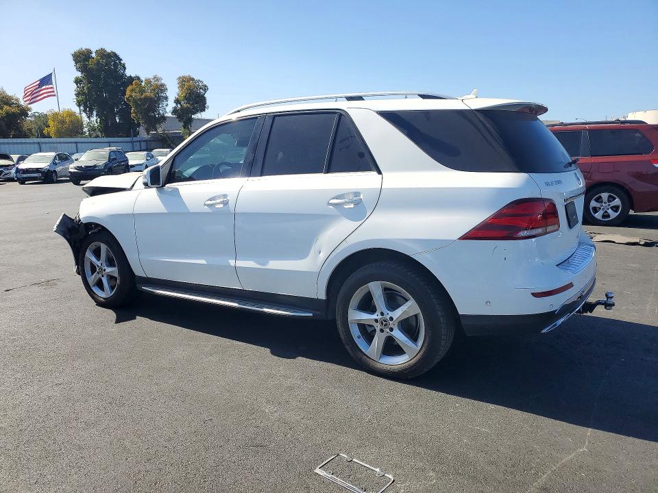Снимка 2 от търг – 2018 MERCEDES-BENZ GLE с VIN 4JGDA5HB0JB082833