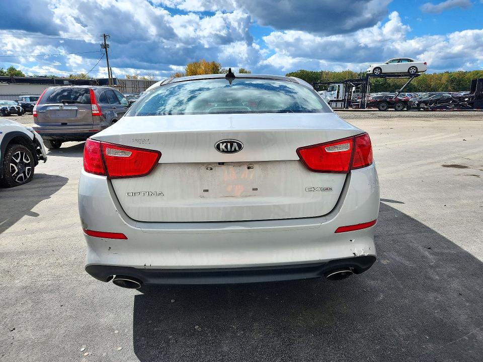 Фото 6 с аукциона – 2014 KIA OPTIMA с VIN 5XXGN4A78EG298760
