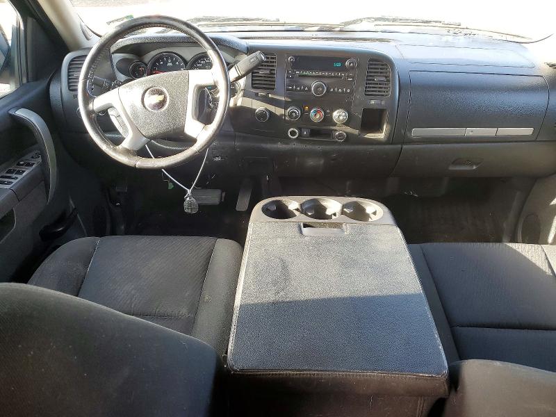 Снимка 8 от търг – 2011 CHEVROLET SILVERADO с VIN 3GCPKSE34BG211126