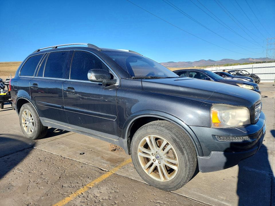 Photo 4 from auction – 2010 VOLVO XC90 with VIN YV4982CZ9A1564499
