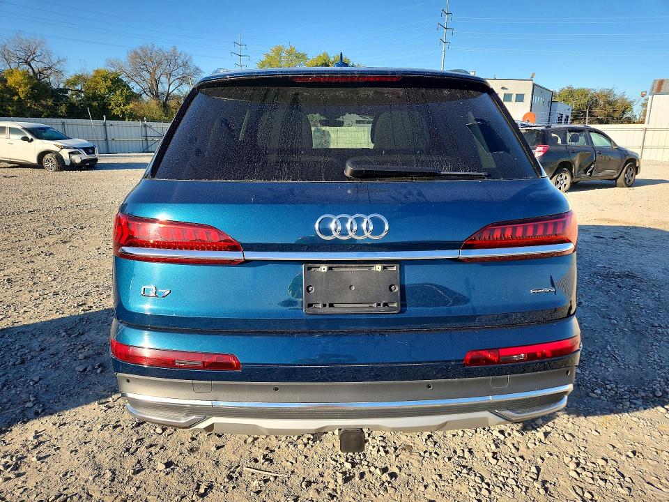 Photo 6 from auction – 2020 AUDI Q7 with VIN WA1LXAF75LD005480